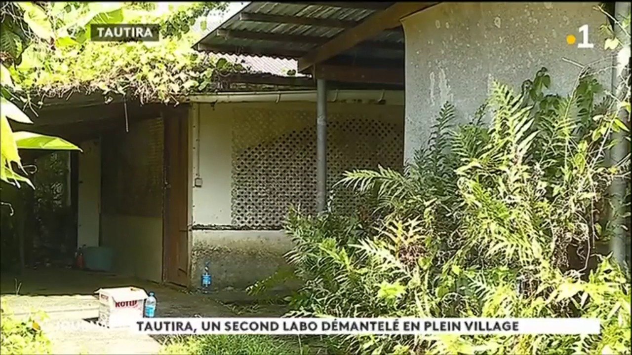 Breaking baad à la tahitienne