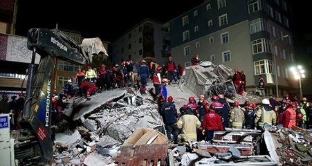 Kartal'da Yıkılan Binanın Ardından Uzmanlar Uyardı: İstanbul'da 1,1 Milyon Bina Etkilenir