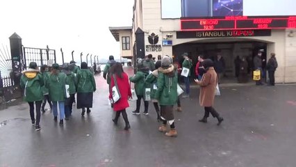 O Astronot İstanbul Sokaklarına Çıktı