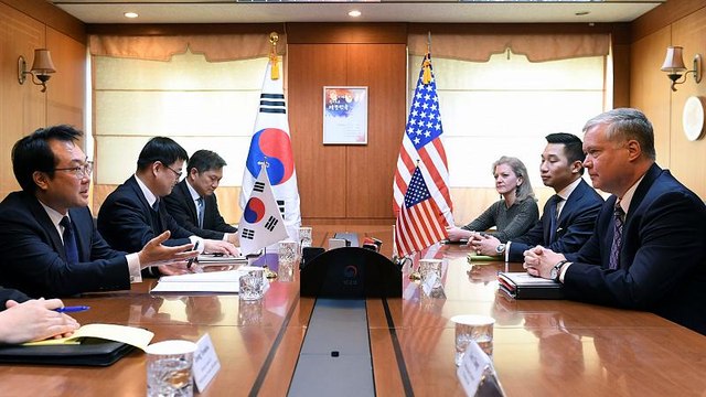 Usa-Corea del nord, i due nemici si annusano
