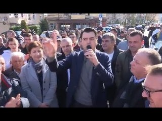 Télécharger la video: Protesta/ Basha në Mirditë: Rama nuk reflekton, ejani t'i japim fund grushtit të shtetit