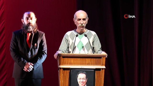 Ünlü tiyatrocu Yalçın Menteş için tören düzenlendi
