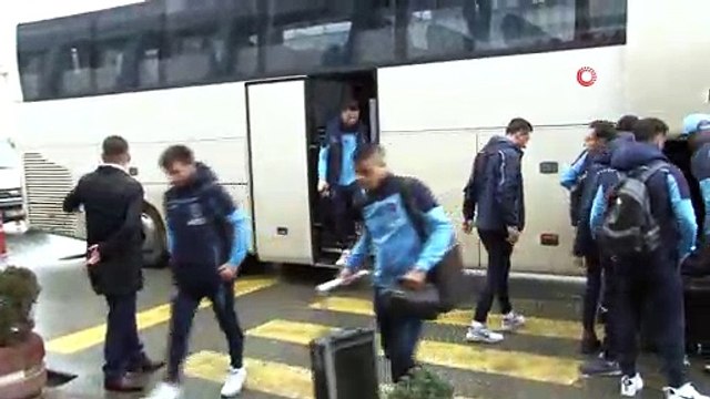 Trabzonspor, Galatasaray maçı için İstanbul’a gitti
