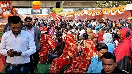 गंगा घाट पर गूंजी शहनाई, मंडप में पहुंचे दूल्हा-दूल्हन