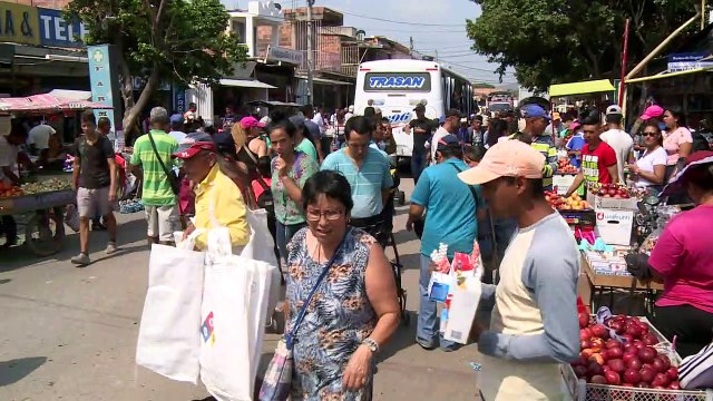 Farmacias callejeras en frontera entre Colombia y VenezuelA