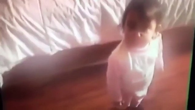 vídeo - Filha Cláudio Ramos a fazer birra