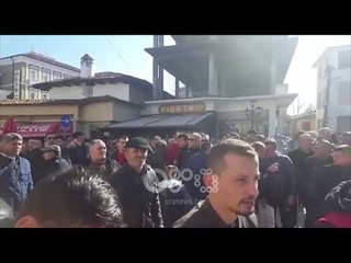 Ora News - Opozita protesta në Shkodër, Korçë e Gjirokastër: Ti kthejmë rinisë shpresën