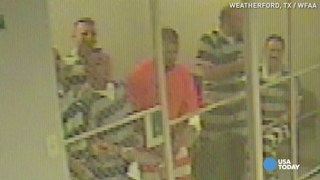 Un gardien de prison en pleine crise cardiaque sauvé par des détenus d'une façon géniale