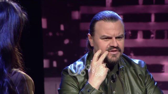 Mos i fol shoferit - Këputa një gjethe dafine nga Gaqo Çako vjen në versionin e Eglein Laknorit