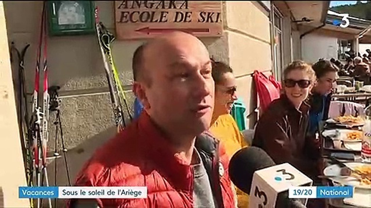 Vacances : la neige et le soleil s'invitent sur les pistes de ski