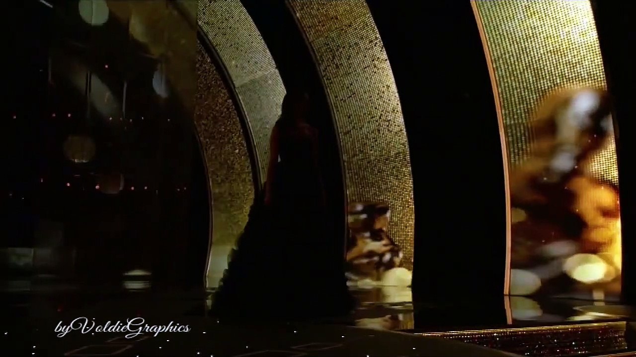 Zachary Levi & Mandy Moore - Tangled Live at Oscar 2011