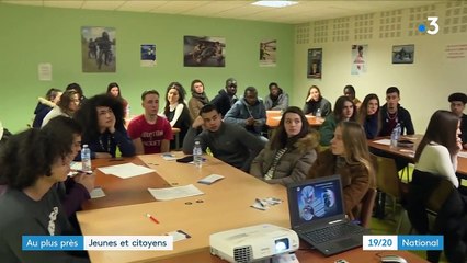 Au plus près : les jeunes et la citoyenneté