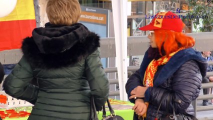 VOX reparte su programa a los CDR y triunfa en Nou Barris (Barcelona)