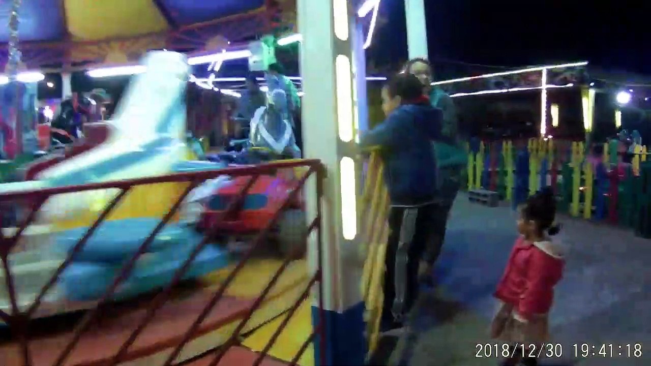 sofia Amusement park kids playing games