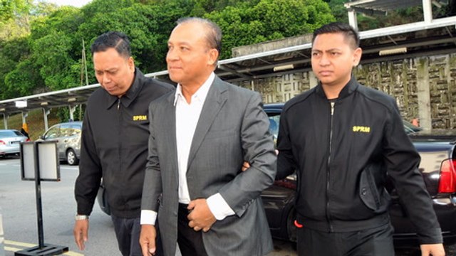 Former Kota Tinggi MP slapped with two charges of accepting bribes