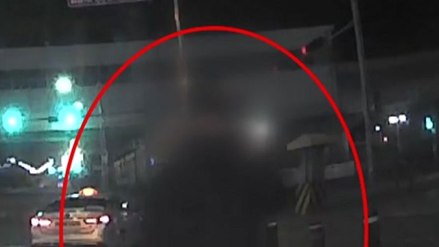 만취 승객, 여성 택시기사 폭행 뒤 도주...경찰 추적 / YTN
