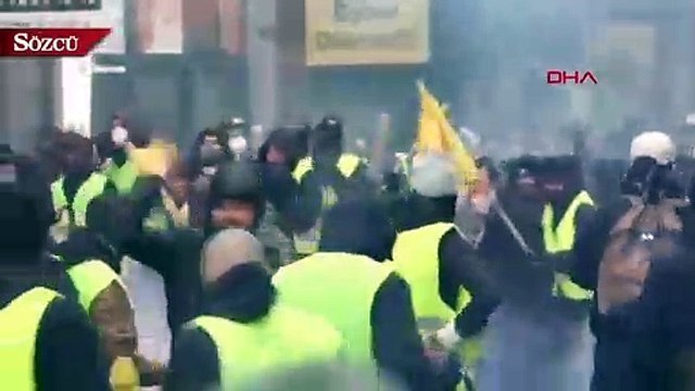 Lyon'da sarı yelekliler birbiriyle çatıştı