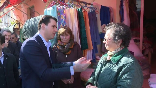 Basha në Vlorë: Me ardhjen e PD në pushtet do të ulen taksat - News, Lajme - Vizion Plus