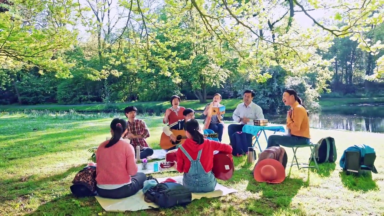 Myanmar Christian Song (ဘုရားသခင် လူသားကို ကယ်တင် လို့သူလုံး၀ ကယ်တင်မယ်) The Selfless Love of God