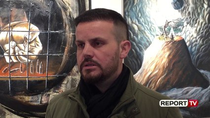 Piktori Hoxha hap ekspoziten