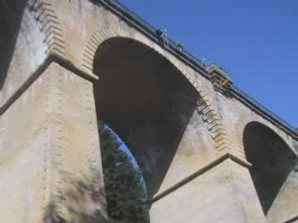2003-10-18 - Saut en élastique à Claudon