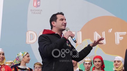 Ora News - Dajti n’Fest, Veliaj: Hapim ish-Kampin e Punëtorëve për terrene sportive