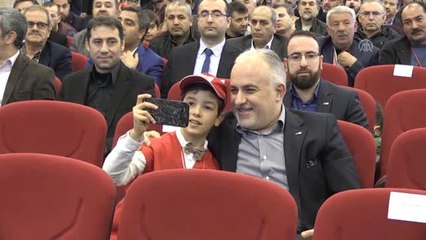 Kınık: "Geçen Yıl 23 Milyon İnsana Yardım Ulaştırdık"