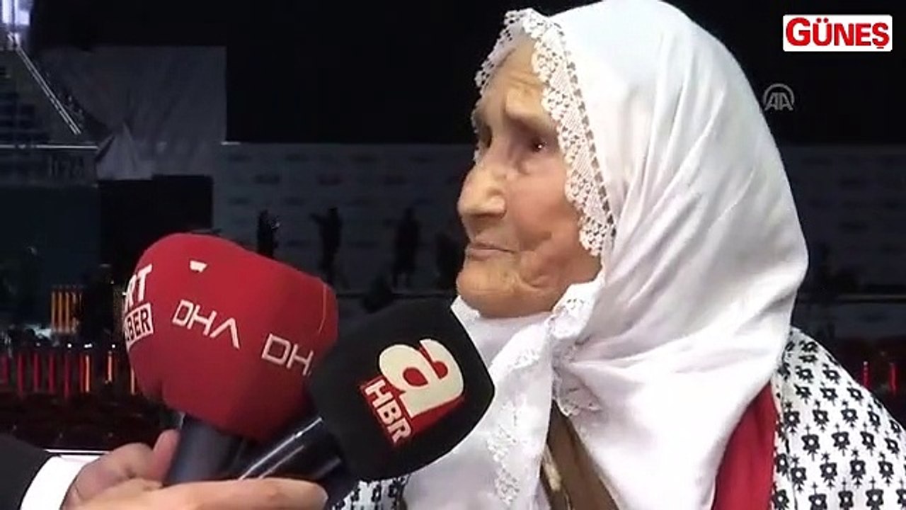83 yaşındaki Meliha ninenin Erdoğan sevgisi