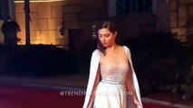 Mahira Khan Sizzles Spotted on the Red Carpet of #Diafa2019