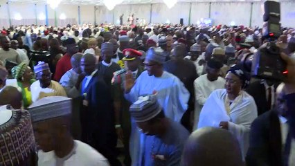 Nigeria: le président Buhari en quête d'un second mandat