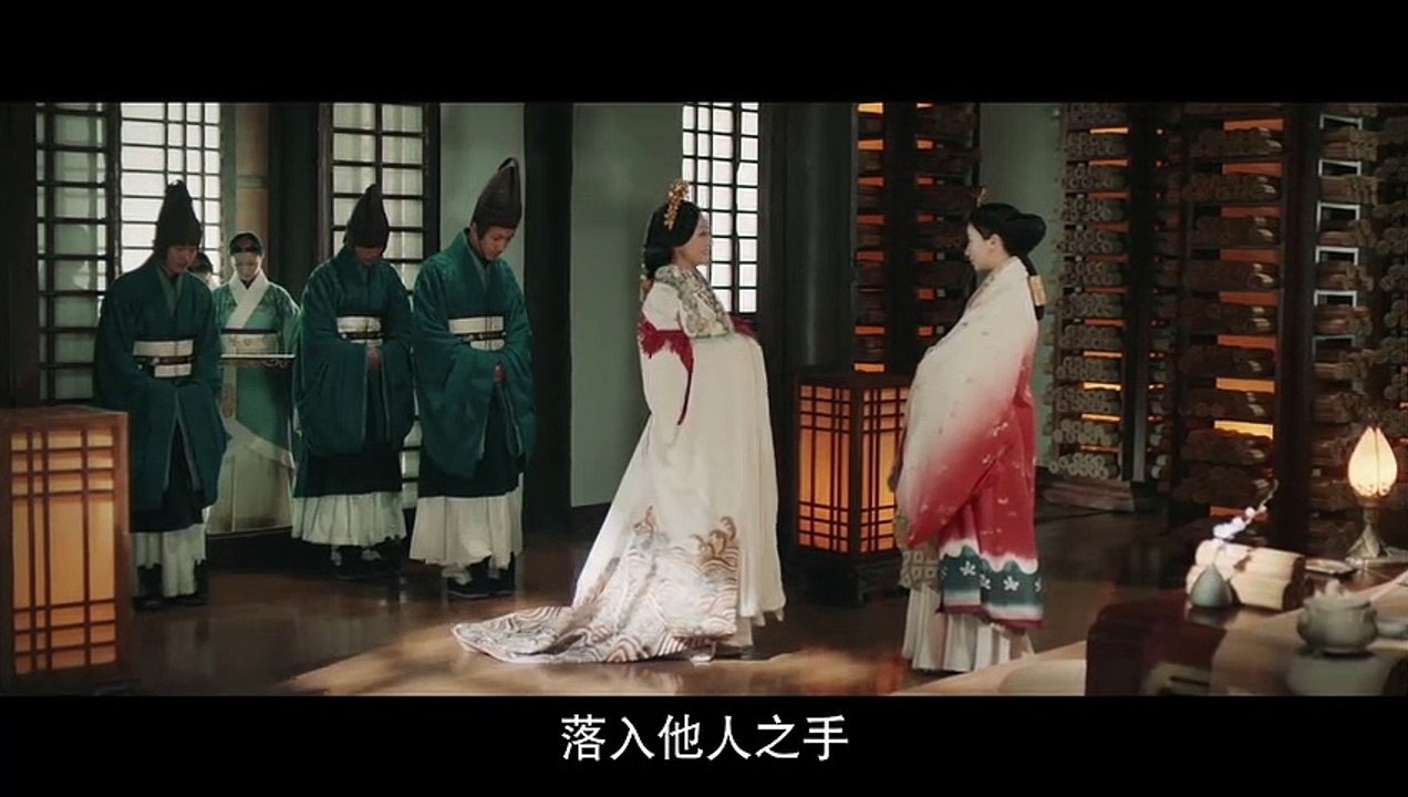 《皓镧传》精彩CUT 厉后下令勒死皓镧，琼华及时赶来为皓镧解围