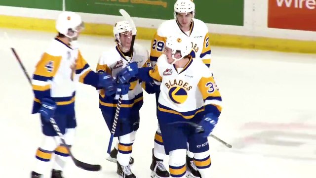 Saskatoon Blades defeat Brandon Wheat Kings 6-3