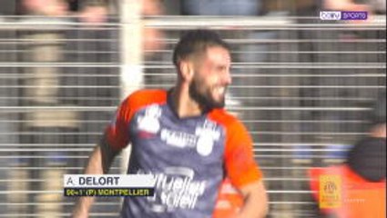 Download Video: Delort scores stoppage time penalty through VAR and goal-line technology