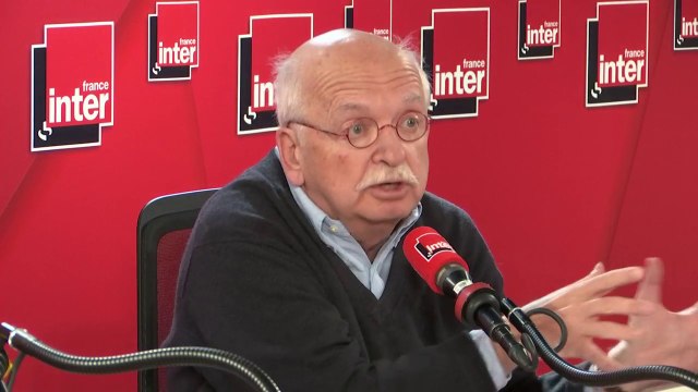 Erik Orsenna : Le livre, en France, est le 2ème réseau culturel après le cinéma (...) Mais dans les plus petites villes, il n'y a plus rien