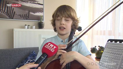 İki kardeş Türkiye'yi başarıyla temsil ediyor