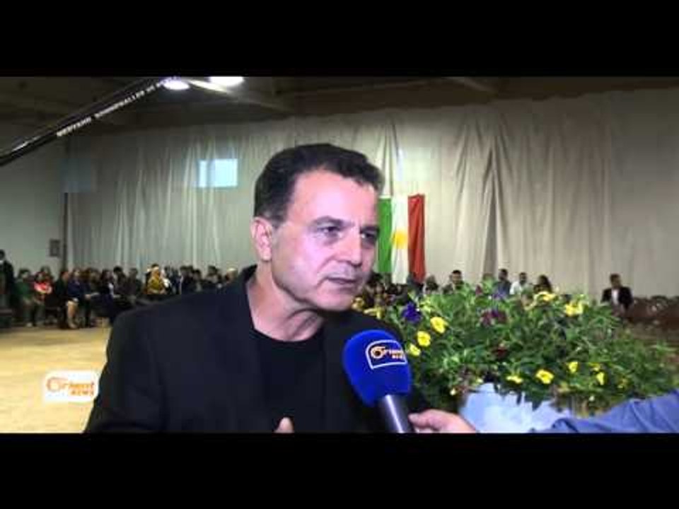 Zubêr Salih bi hunera xwe piştigiriya Rojava û Rojhilat dike