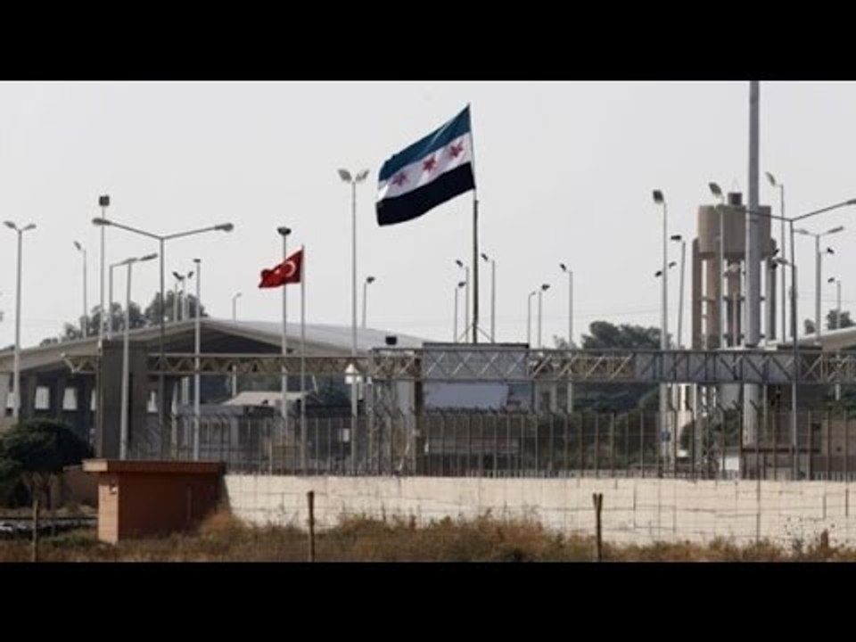 القوات التركية تجتاح الأراضي السورية ومناصرو حزب العمال الكردستاني يعتدون على السوريين-هنا سوريا