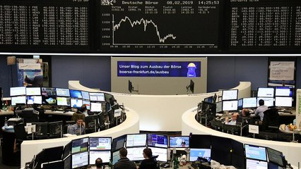 European shares recover from one-week low as trade talks resume