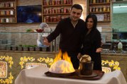 فيديو طريقة احتفال الشيف بوراك التركي مع خطيبته بعيد الحب تثير ضجة