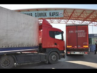 الـPYD يحول عفرين لمنطقة "تجارة حرة".. ضرائب ونهب وأتاوات - #هنا_سوريا