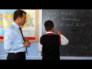 لإدارة الذاتية.. هل من حد لأدلجة المناهج التعليمية قسراً؟ #هنا_سوريا