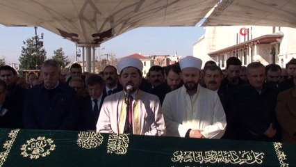 Ünlü doktor Mehmet Öz'ün babası Mustafa Öz son yolculuğuna uğurlandı