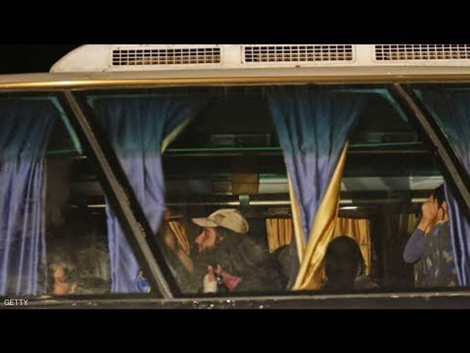 بعد أن سلم حزب الله أمير داعش.. قافلة التنظيم تصل إلى دير الزور