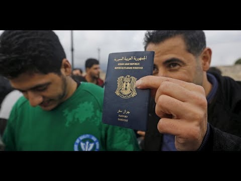 الضريبة التي يدفعها حامل جواز السفر السوري- مع الأخوين ملص ـ- مهجركوم