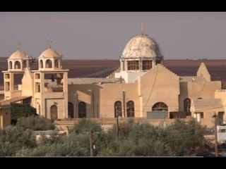 مسيحيون يعودون إلى ديارهم بحماية الجيش الحر #هنا_سوريا