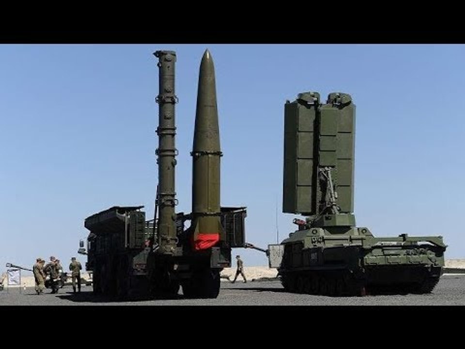 روسيا تنشر منظومات صواريخ "إس 400" و"إس 300" في مصياف