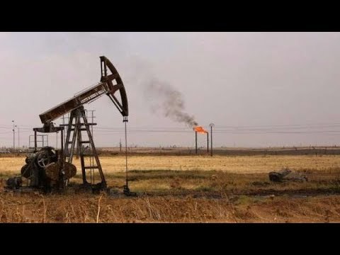 تسابق محموم بين قسد والنظام للسيطرة على حقل العمر النفطي في دير الزور