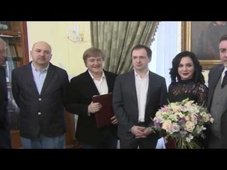 سلاف فواخرجي في موسكو، ومن يسيطر على أسواق دمشق؟!