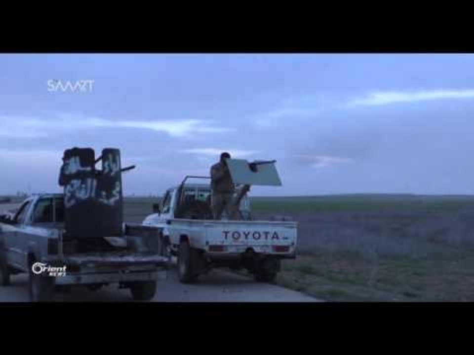 Firokeyên rêjîmê bajarokê Suxnê topbaran dikin