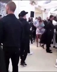 Beyonce tries to avoid blogger, Jason Lee, at Roc Nation brunch! #RocNationBrunch